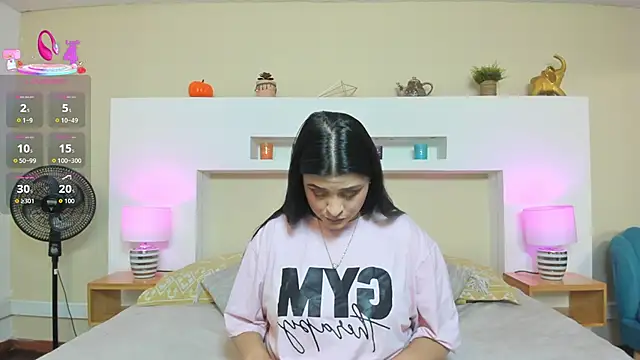 AnikaRomanoff  online show from December 15, 11:27 am