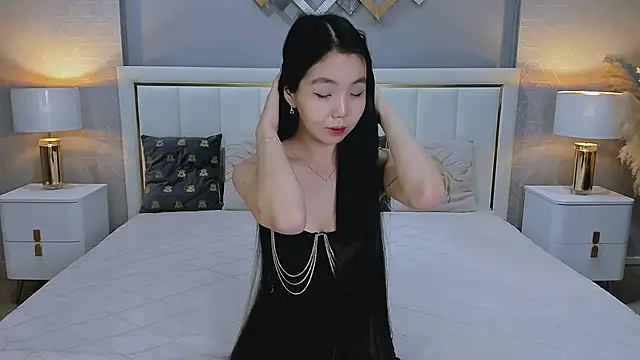 Snapshot of EMILY_GREENSON chatting on February 11, 7:08 am EMILY GREENSON online show from February 11, 7:08 am