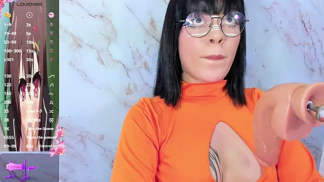 Snapshot of sofia_shadow_ chatting on May 14, 3:36 am sofia shadow online show from May 14, 3:36 am