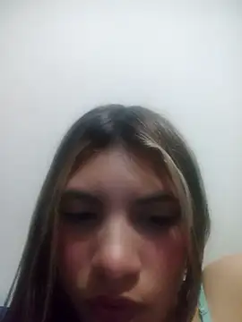 Snapshot of Sweetprouble_17 chatting on December 13, 10:16 pm Sweetprouble 17 online show from December 13, 10:16 pm