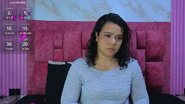 ValeryMorales online show from April 5, 7:20 pm