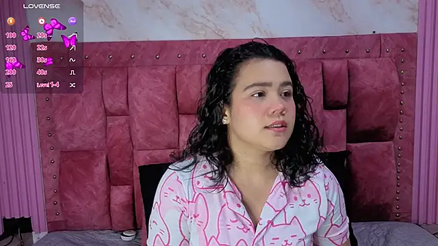 ValeryMorales online show from April 15, 7:29 pm