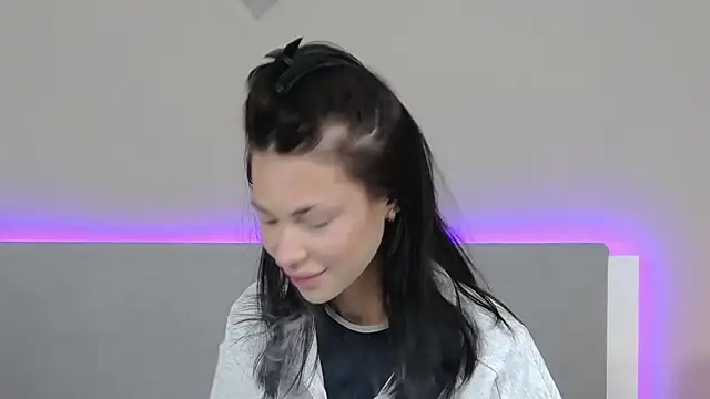 RachaelMils online show from March 21, 4:03 am