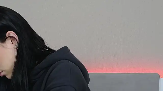 RachaelMils online show from February 17, 4:10 am