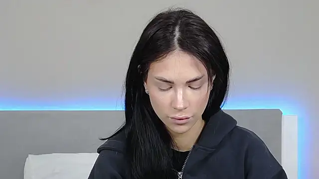 RachaelMils online show from March 3, 3:57 am