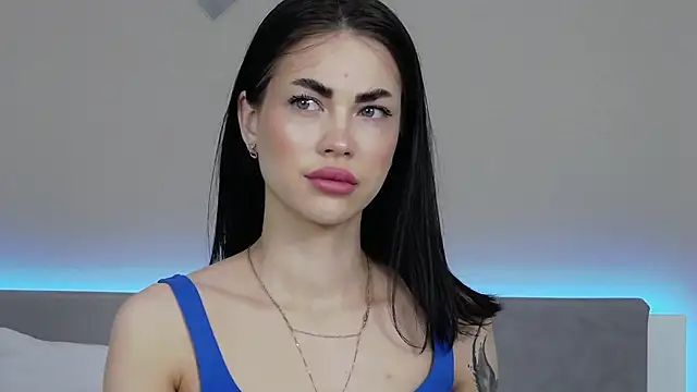 RachaelMils online show from December 4, 4:00 am