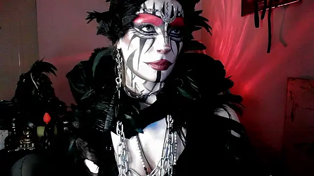 EmpressMorrigan online show from December 23, 10:47 am