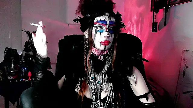 EmpressMorrigan online show from December 18, 11:03 am