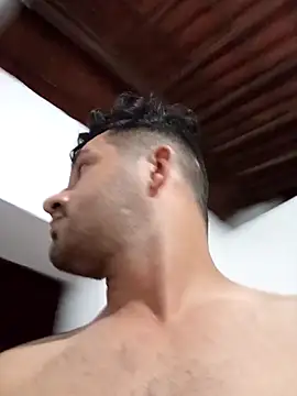 Snapshot of realsbar chatting on December 3, 2:45 am realsbar online show from December 3, 2:45 am