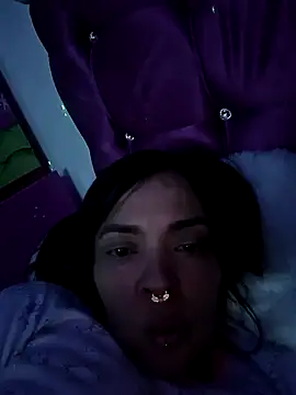 Snapshot of Sophialewuis chatting on December 2, 7:10 am Sophialewuis online show from December 2, 7:10 am