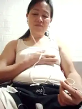 Lili-123k online show from March 25, 3:00 pm