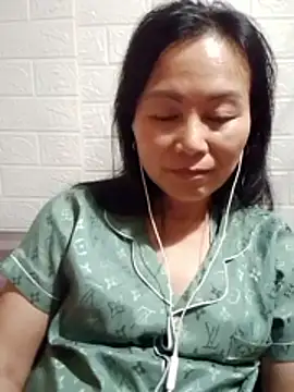 Lili-123k online show from March 20, 6:36 am