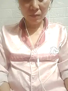 Lili-123k online show from March 18, 1:46 pm