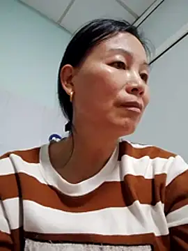 Snapshot of Lili-123k chatting on February 3, 1:16 am Lili-123k online show from February 3, 1:16 am