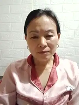 Snapshot of Lili-123k chatting on February 20, 6:10 am Lili-123k online show from February 20, 6:10 am