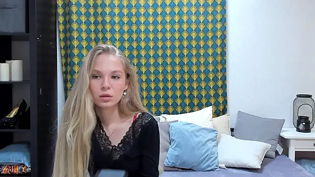 Wh1teAngelx online show from December 2, 7:43 am