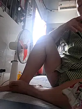 felicity chloe online show from April 1, 3:41 am