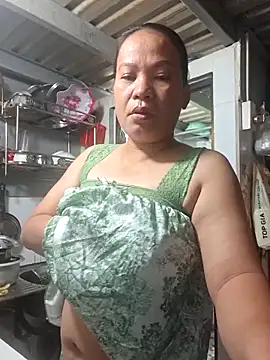 felicity chloe online show from March 30, 9:44 am