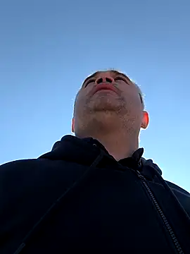 Olomoucak1982 online show from April 9, 2:23 pm