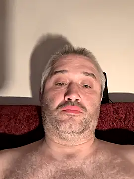 Olomoucak1982 online show from April 23, 6:42 pm