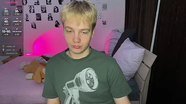 olivertasty2 online show from December 2, 6:26 am