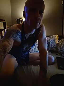 scotbhoyscott online show from June 4, 2:27 am