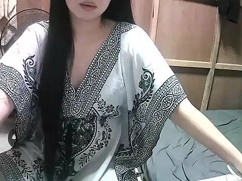 shimmirlyn 89 online show from February 19, 1:41 pm