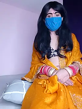 Snapshot of Lovely_Ladyboy_star chatting on December 19, 6:49 am Lovely Ladyboy star online show from December 19, 6:49 am