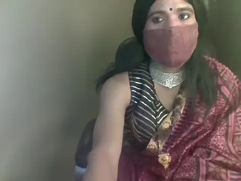 Snapshot of Lovely_Ladyboy_star chatting on March 2, 5:20 pm Lovely Ladyboy star online show from March 2, 5:20 pm