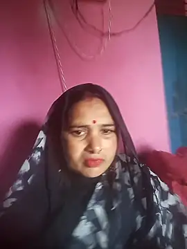 Your-shreya143 online show from January 6, 6:39 am