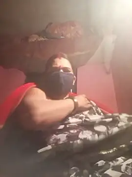 Your-shreya143 online show from January 12, 2:57 pm