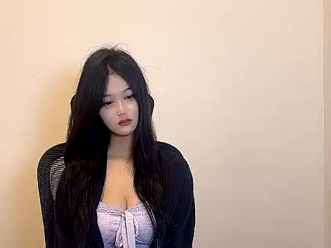 Cat-yiyi online show from December 2, 8:49 am