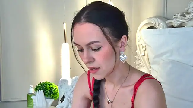 MonicaMercer online show from March 25, 7:52 am