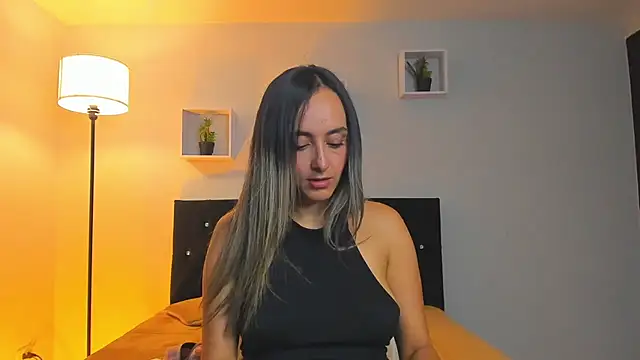 Snapshot of Victoria_Rose_ chatting on July 1, 8:09 pm Victoria Rose online show from July 1, 8:09 pm