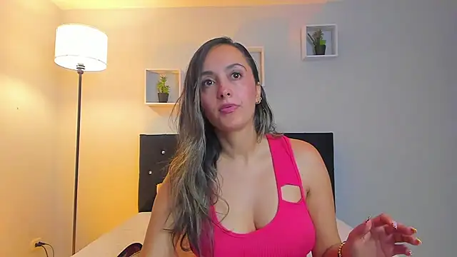 Snapshot of Victoria_Rose_ chatting on July 10, 7:58 pm Victoria Rose online show from July 10, 7:58 pm