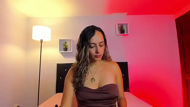 Snapshot of Victoria_Rose_ chatting on May 11, 1:01 pm Victoria Rose online show from May 11, 1:01 pm