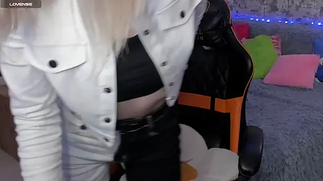 Gina Gina love online show from May 29, 12:49 am