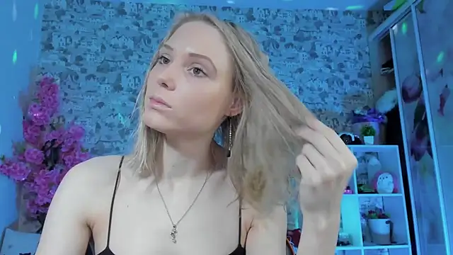 Gina Gina love online show from April 24, 1:18 am