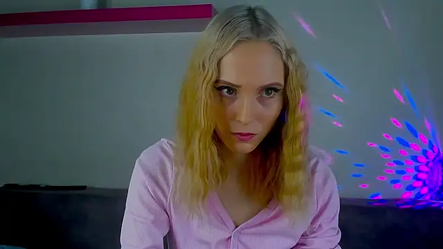 Gina Gina love online show from December 22, 11:10 am