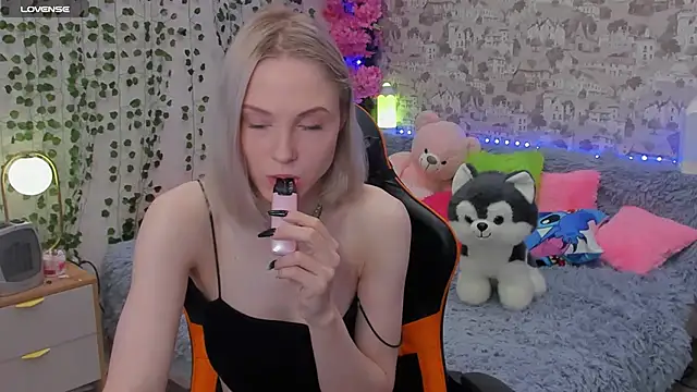 Gina Gina love online show from June 10, 2:24 am