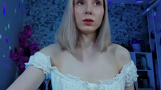 Gina Gina love online show from April 10, 1:01 am