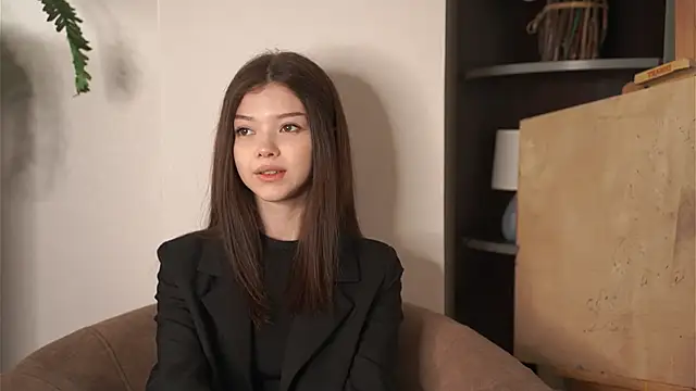 SadyeAnnarino online show from December 2, 12:07 pm