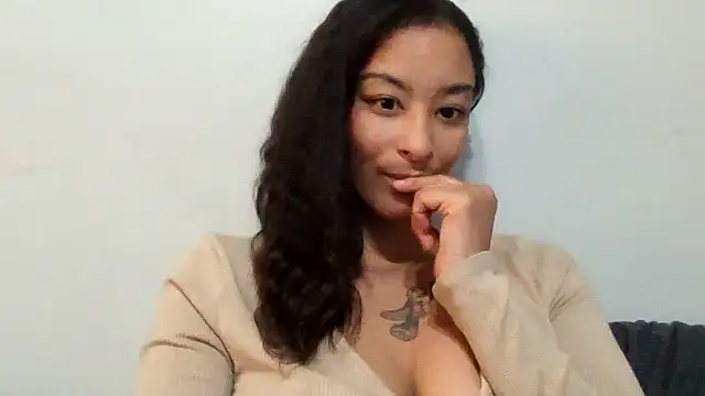 lokitabby5150 online show from December 4, 4:17 pm