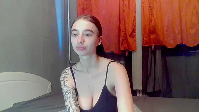 imChatty Alice online show from May 2, 12:05 am