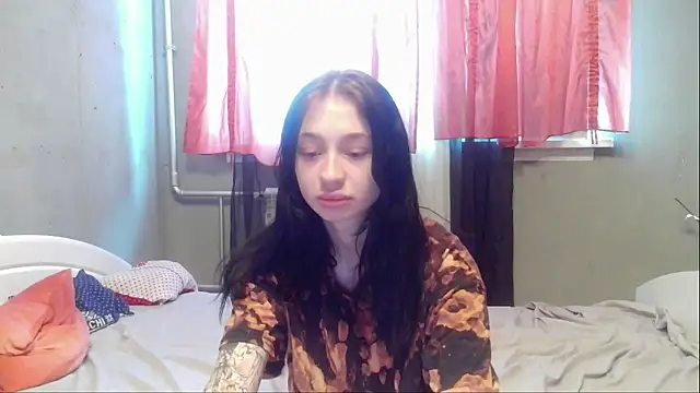 Snapshot of imChatty_Alice chatting on January 10, 7:58 am imChatty Alice online show from January 10, 7:58 am