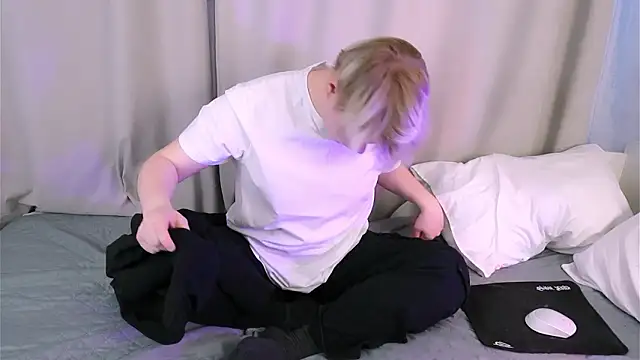 Brian Mils online show from February 13, 11:21 am