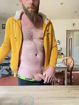 Bigdaad92 online show from April 13, 7:01 am