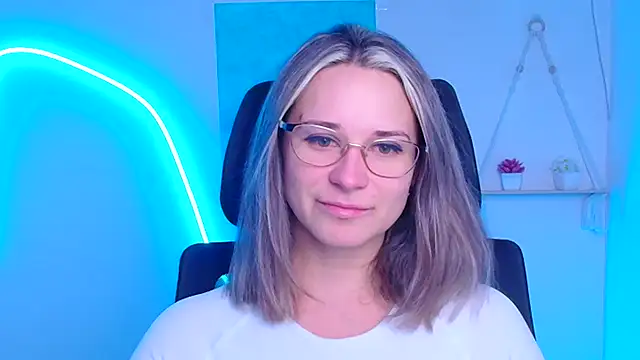 Melodie Aster online show from January 12, 12:23 pm