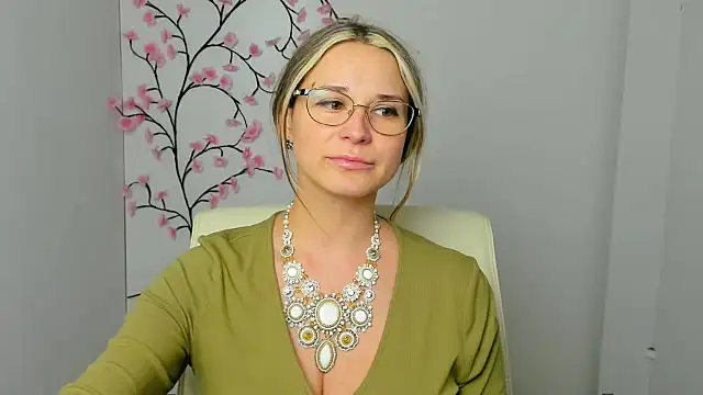 Melodie Aster online show from January 15, 12:19 pm