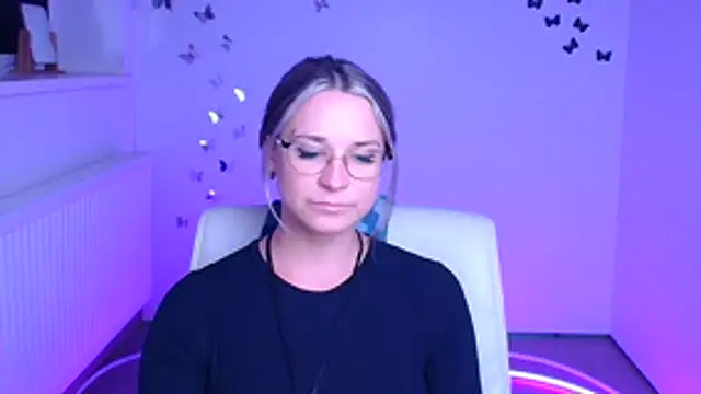 Melodie Aster online show from January 18, 12:08 pm